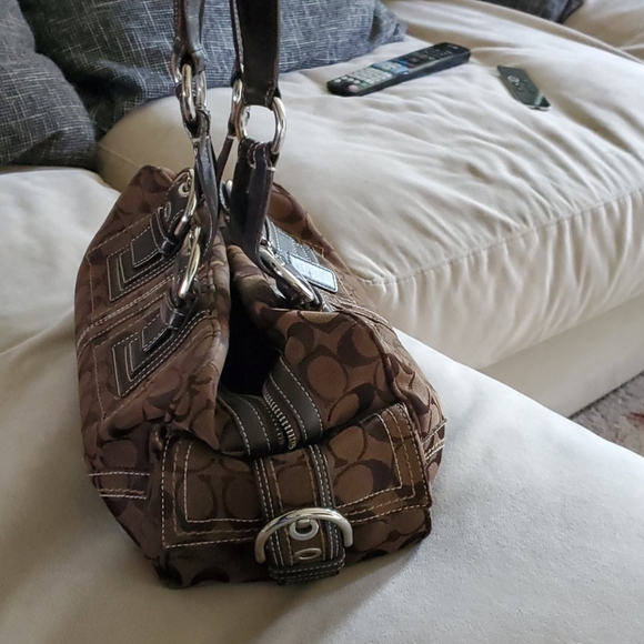 Purse - Picture 2 of 5